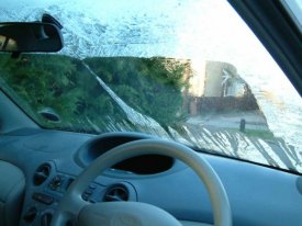 Clear space on windscreen (Inside View)